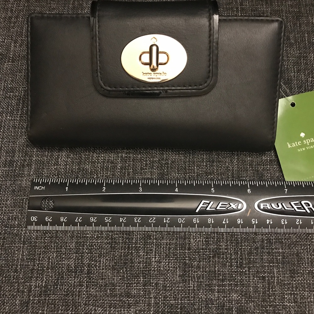 Hampton Road Stacy Leather Turnlock Wallet, Black